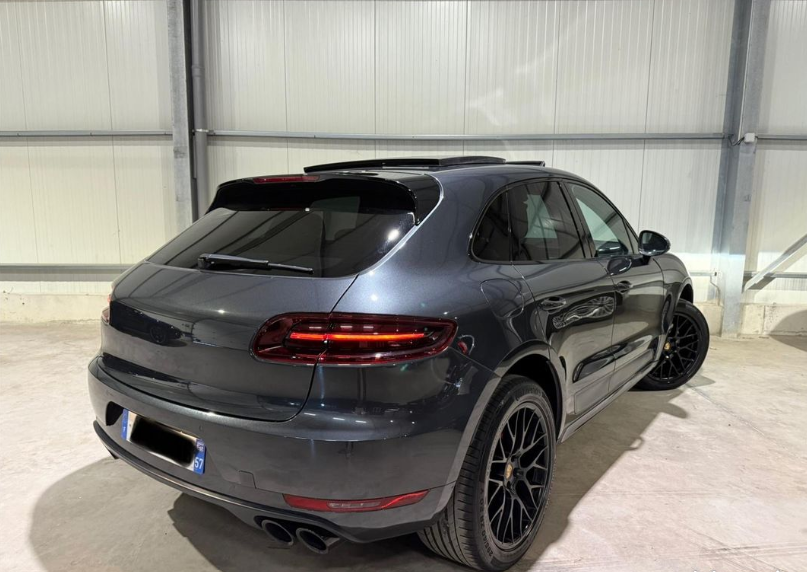 PORSCHE Macan GTS 3.0