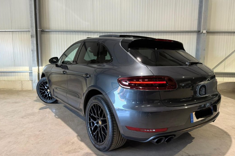 PORSCHE Macan GTS 3.0