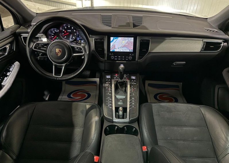 PORSCHE Macan GTS 3.0