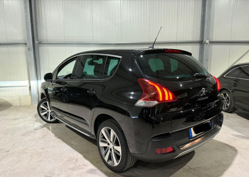 Peugeot 3008 1.6 HDI ALLURE