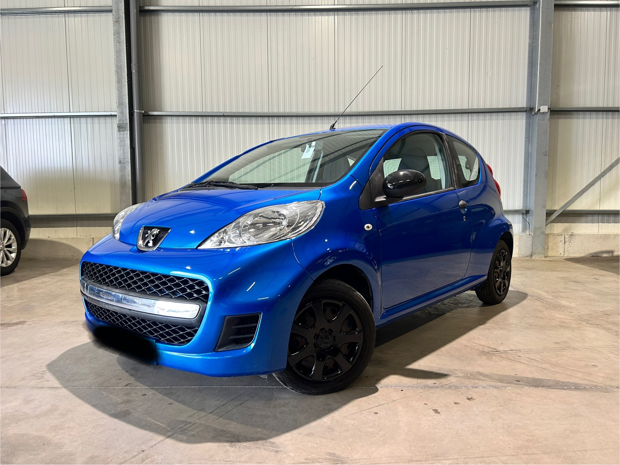 PEUGEOT 107 1.0 i 12V 68cv