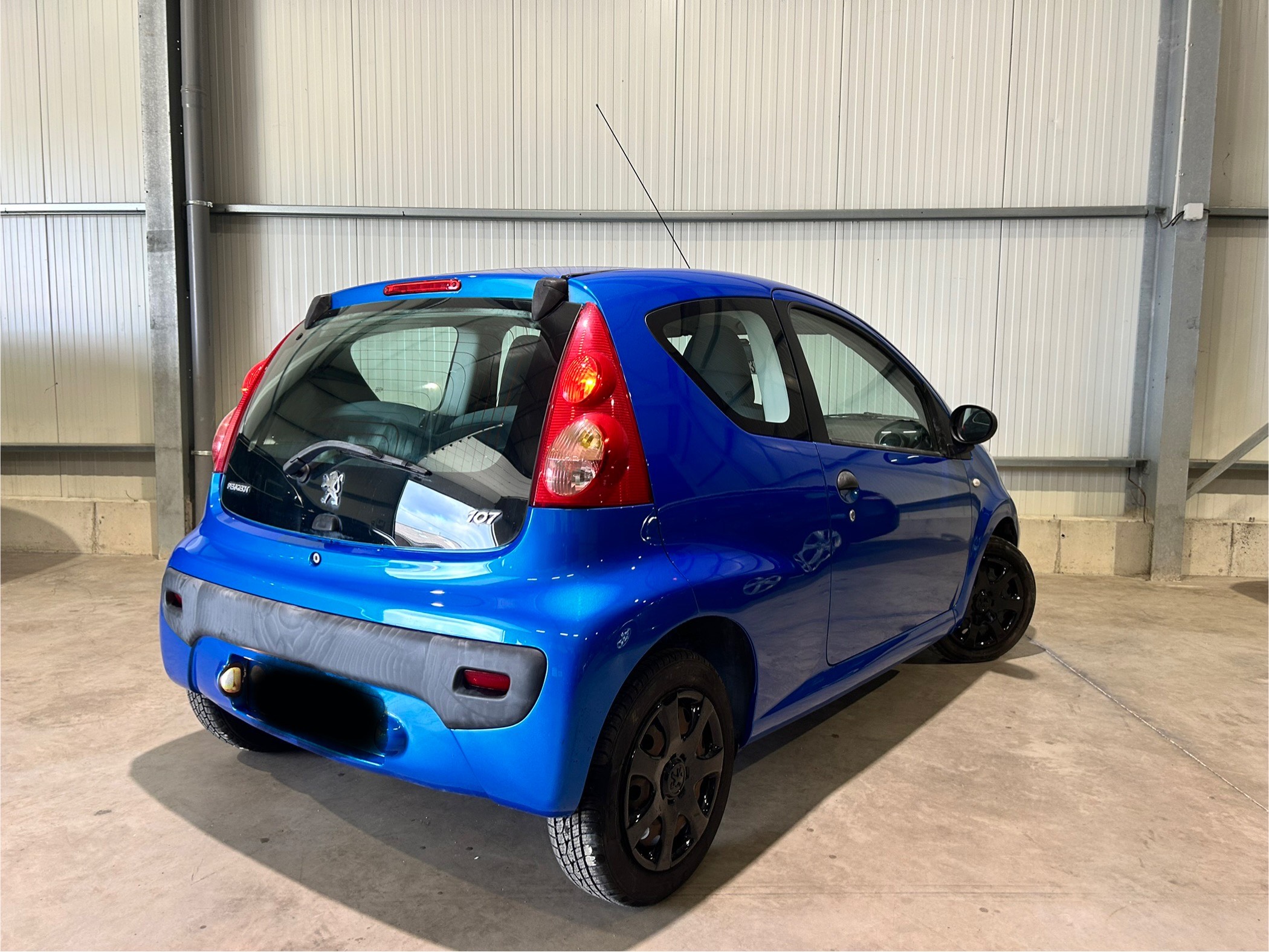 PEUGEOT 107 1.0 i 12V 68cv