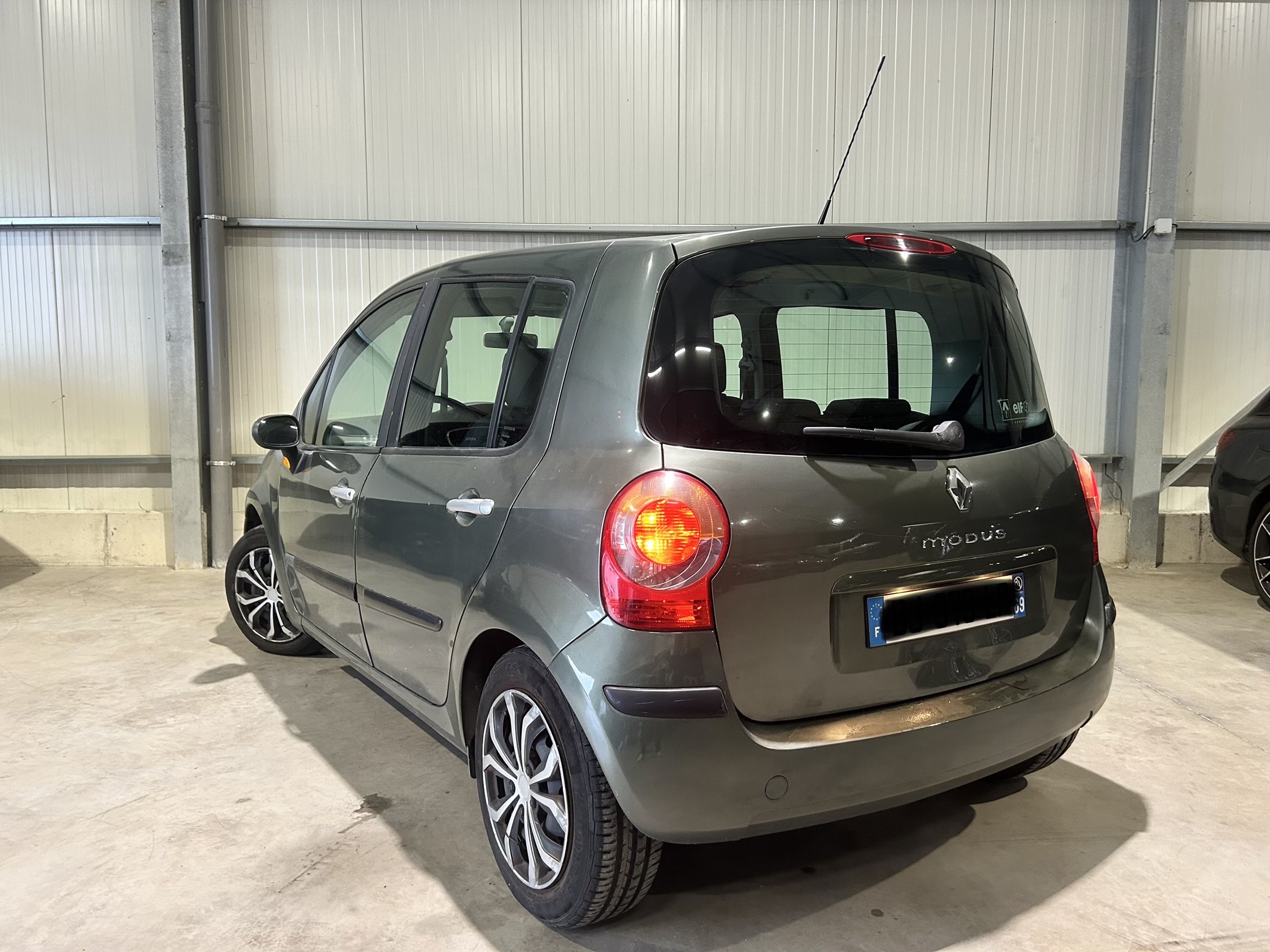 RENAULT Modus 1.4 i 16V 98 cv