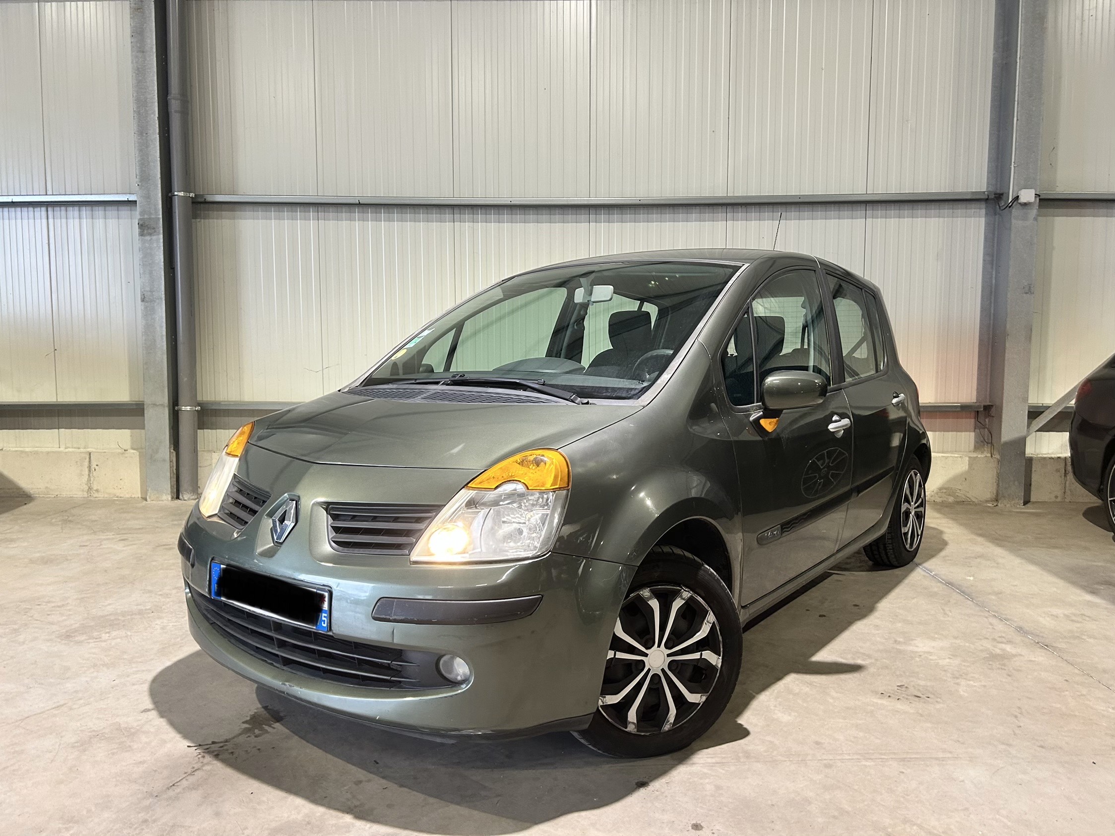 RENAULT Modus 1.4 i 16V 98 cv